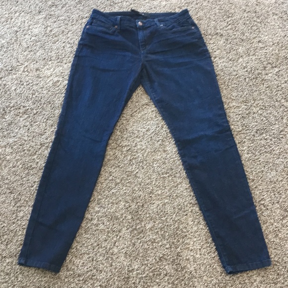 💥💥💥💥CLEARANCE JOE’S DARK SKINNY JEANS!! - Picture 4 of 6